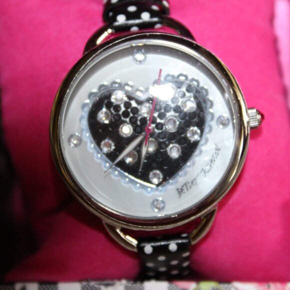 BRAND NEW WITH TAGS AUTHENTIC BETSEY JOHNSON PINUP STYLE WRISTWATCH PRETTY! main image 6